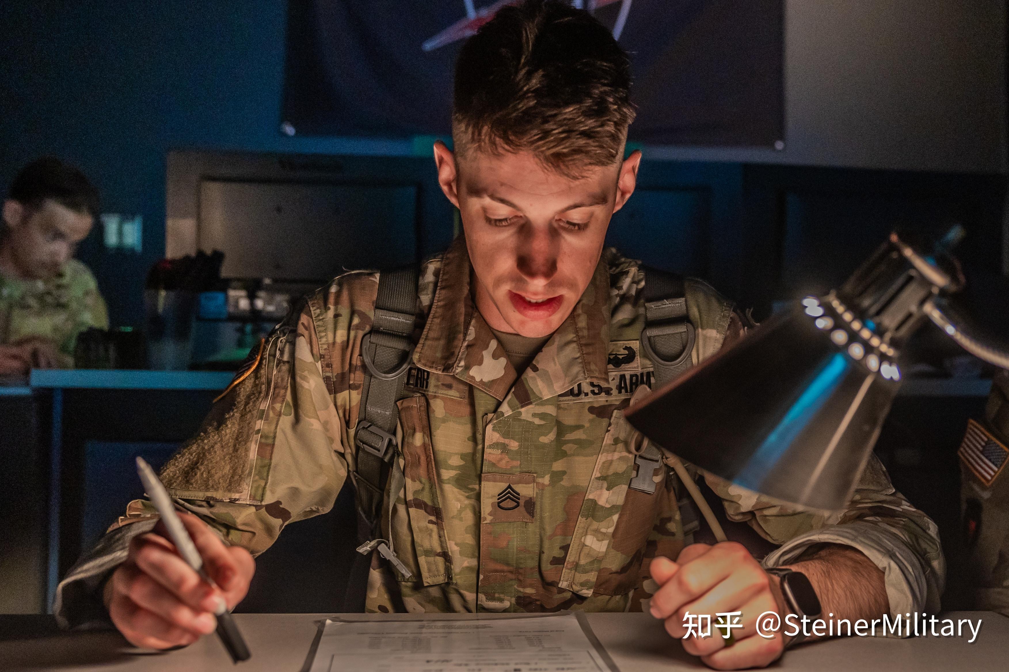 52分钟科普!装甲小队