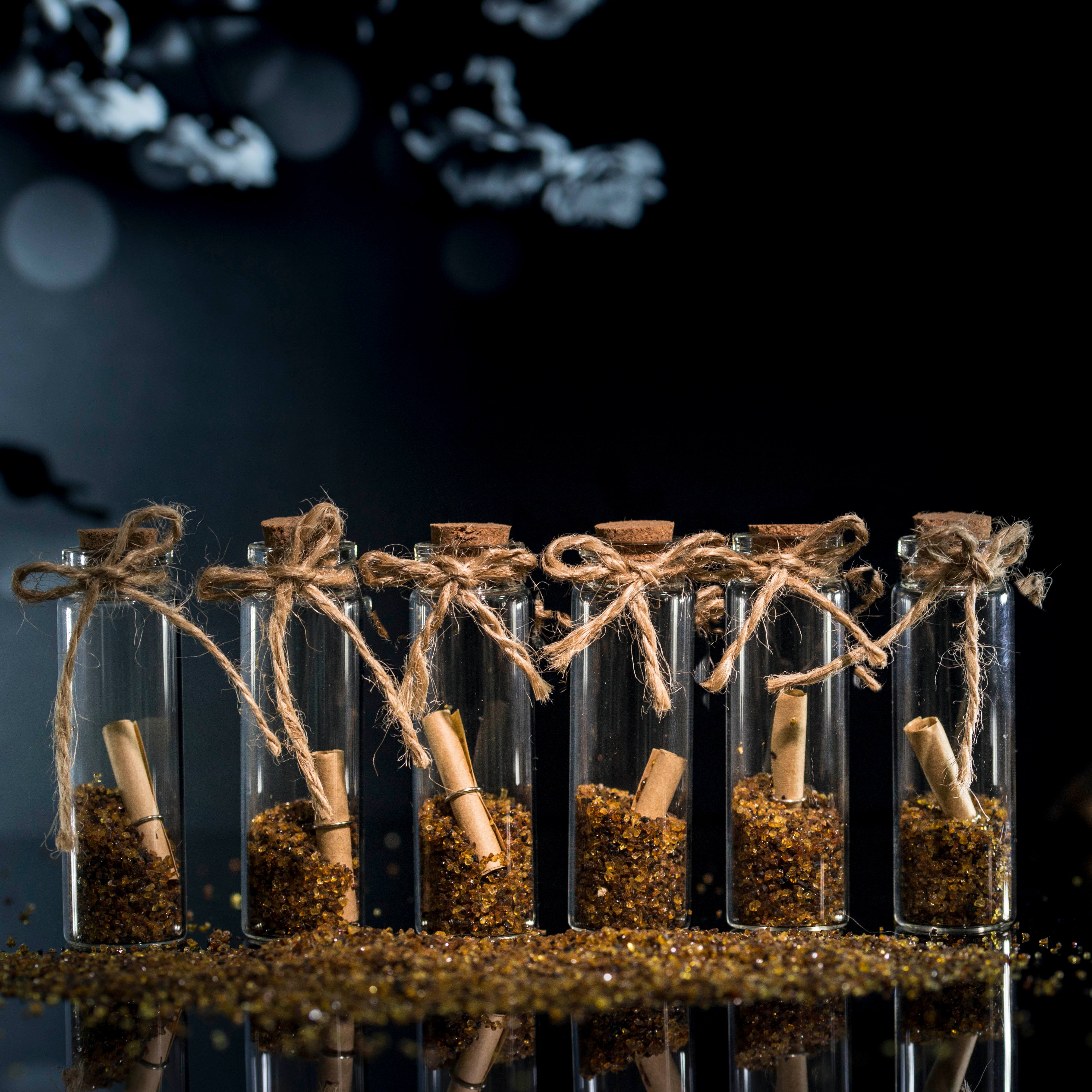 (热门推荐)走心漂流瓶-参考消息2025.10.18.13.12.03