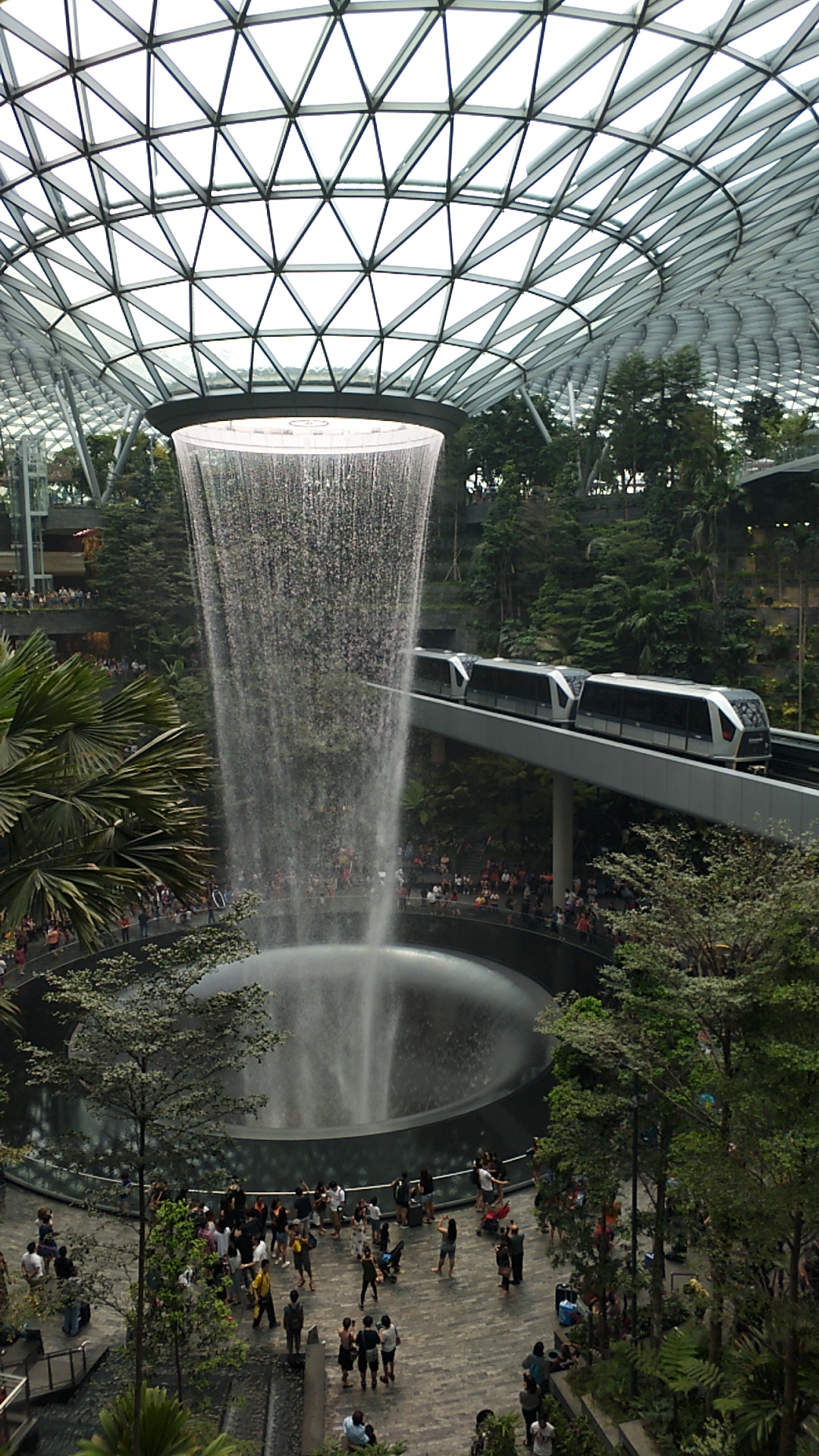 (10分钟速成)樟宜机场2025.10.19.20.12.03-新闻详情